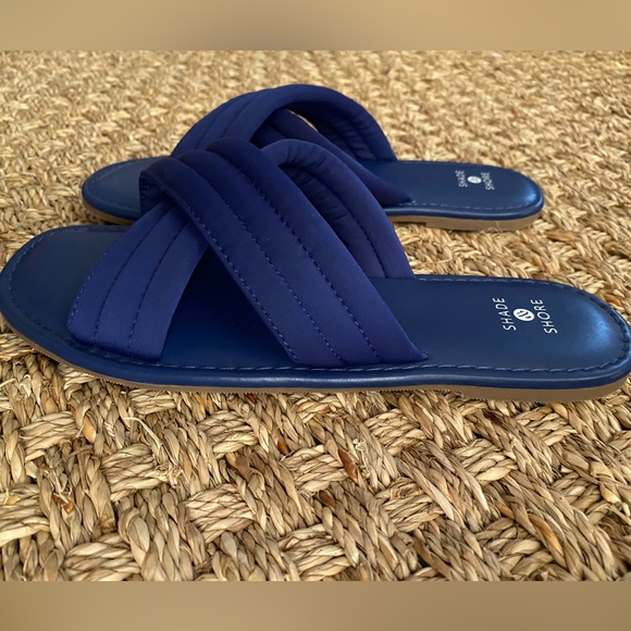 Shade & Shore Navy Blue Slip-On Maxie Sandals Shoes, Size 7 - Picture 3 of 5